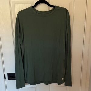 Vuori Long-Sleeve Feather Tee